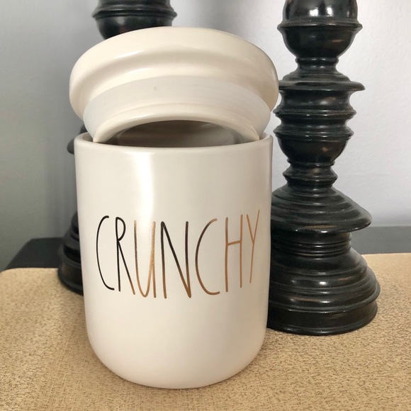 🆕Rae Dunn CRUNCHY Ceramic Canister - Picture 2 of 4